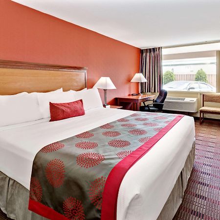 รามาดา บาย วินด์แฮม บัลติมอร์ เวสต์ Hotel ภายนอก รูปภาพ